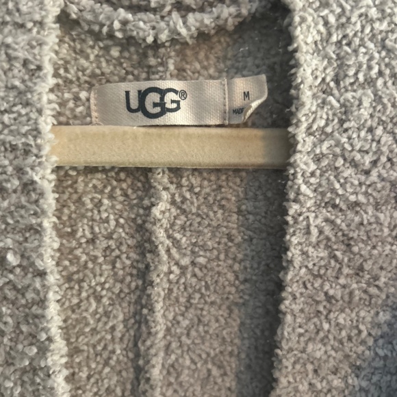 UGG Fremont Fluffy Knit Cardigan Size Medium - Picture 8 of 8